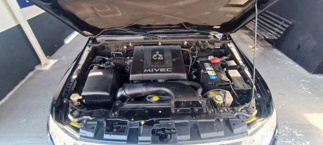 PAJERO FULL BLIND - 2009/2010 - PRETA 18